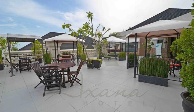 The Axana Hotel in Padang