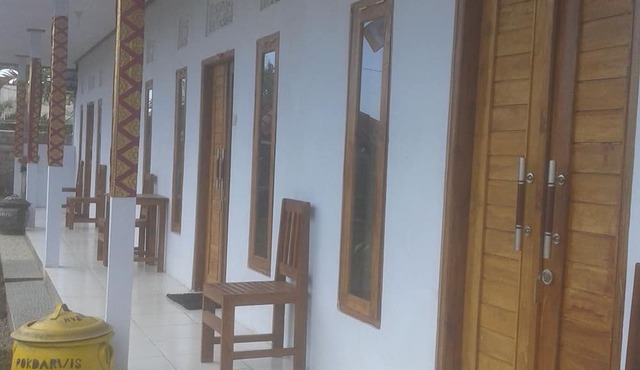 Menjangan Hostel in Pejarakan