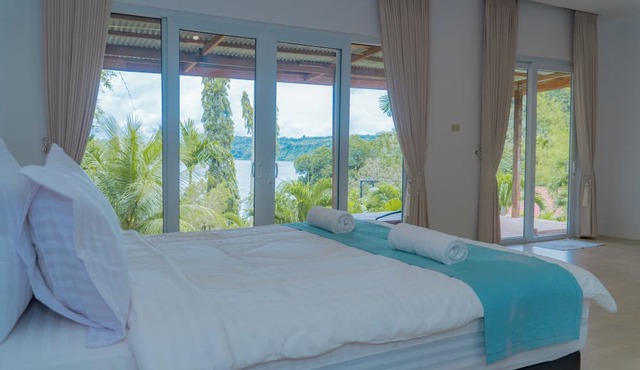 The Hawk's Nest Resort in Sabang