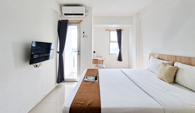 Cozy Studio Apartment At Urbantown Serpong