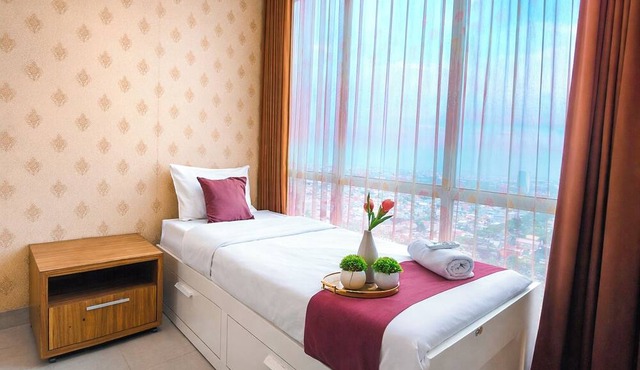 Cozy And Minimalist Space 2Br At Tamansari Papilio Apartment