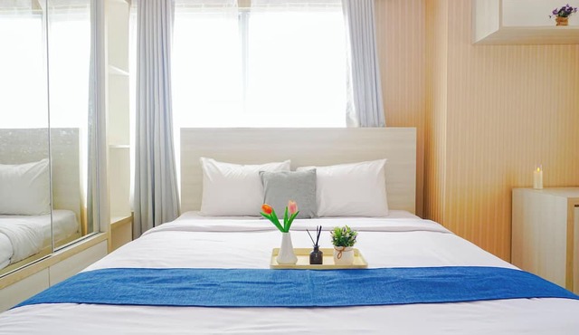 Comfortable And Pleasant Studio At Apartment Tamansari Mahogany Karawang