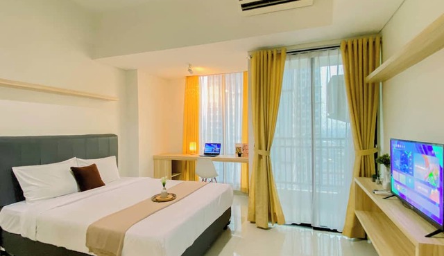 Warm Studio With City View At Lrt City Bekasi Apartment in Bekasi