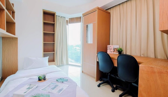 Wood Accents 2Br At Tamansari The Hive Apartment