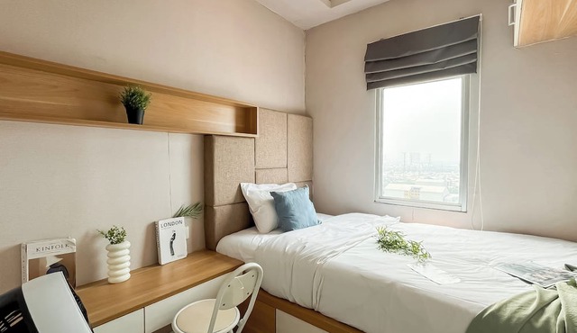Warm And Comfy 2Br At Green Bay Pluit Apartment