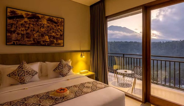Tapa Agung View Hotel & Restaurant in Rendang