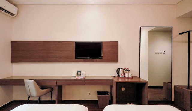 Lotus Garden Hotel by Waringin Hospitality in Kediri