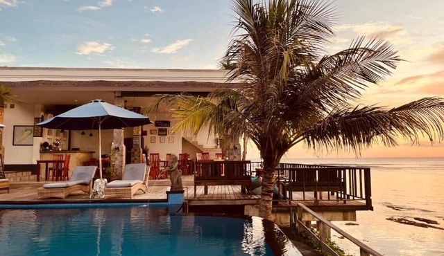 Nusa Veranda Sunset Villas & Restaurant