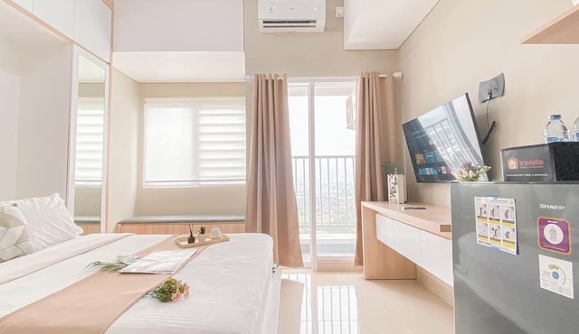 Soft Ivory Studio At Royal Sentul Park Apartment