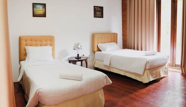 GIRI TENGAH RESORT BOROBUDUR in Borobudur
