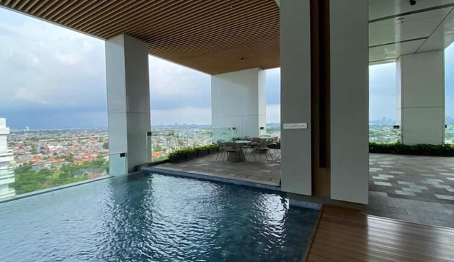 Urban Industrial Touch 1Br Apartment At The Smith Alam Sutera in Tangerang