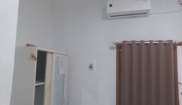 OYO 94771 White House Arafah Syariah in Purwokerto