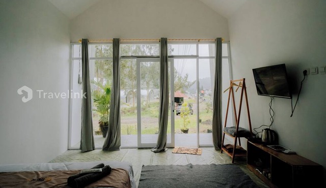 Flamboyan Cabin By Travelink in Kejajar