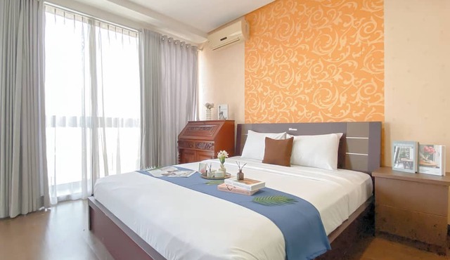 Nice And Homey Studio Apartment At Kemang Mansion