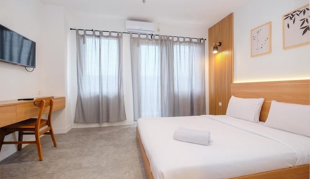 Cool and Warm 1BR without Living Room at Sentul Tower Apartment in Citaringgul