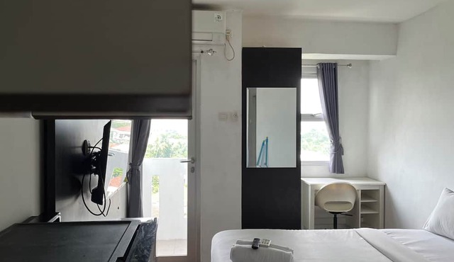 Cozy and Good Studio at Apartment Urbantown Serpong