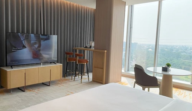 Elong Hotel Jakarta PIK