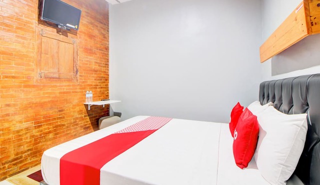 OYO 94377 Maryam Homestay Syariah 2 in Patuk