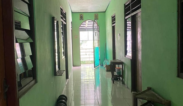 Hotel O Kost Bunda Syariah in Bekasi