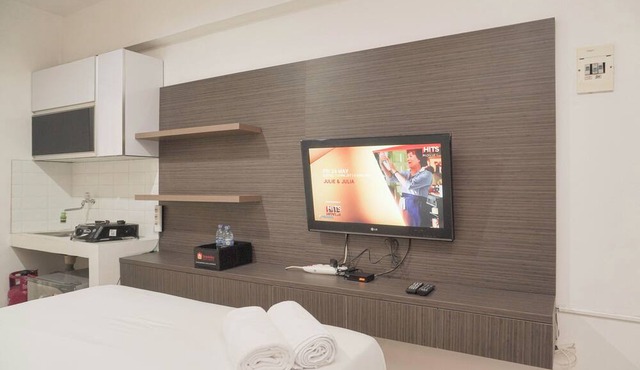 Cozy Living Studio At Green Bay Pluit Apartment