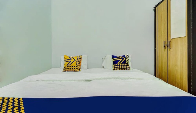 SPOT ON 91159 Kost Putrana Syariah in Cileunyi
