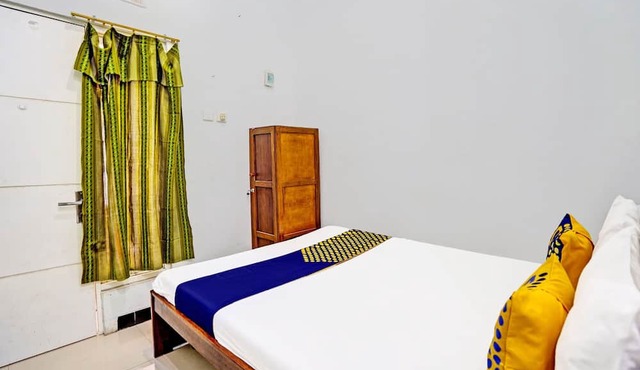 Capital O 94012 Dewa Jati House