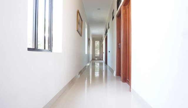 Hotel O Amas Syariah in Parepare