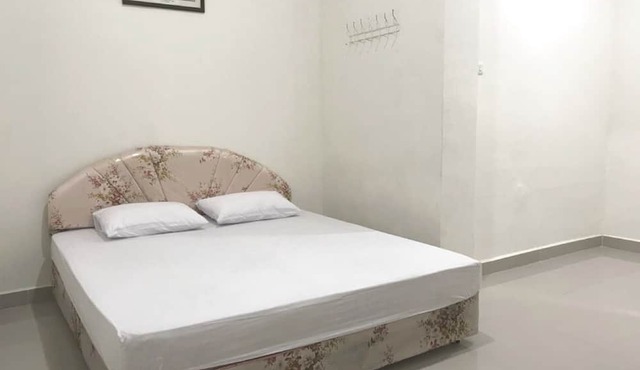 OYO 93641 Udayana Guesthouse Syariah in Sentul City