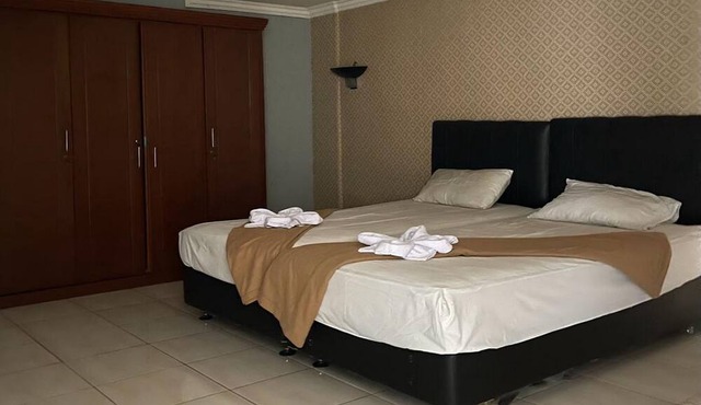 OYO 93507 Saril Riverside HomestayNearLapangan Musara Alun in Bireuen