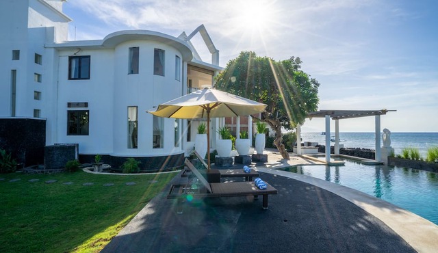 Lawira Beach Villa Lovina in Buleleng