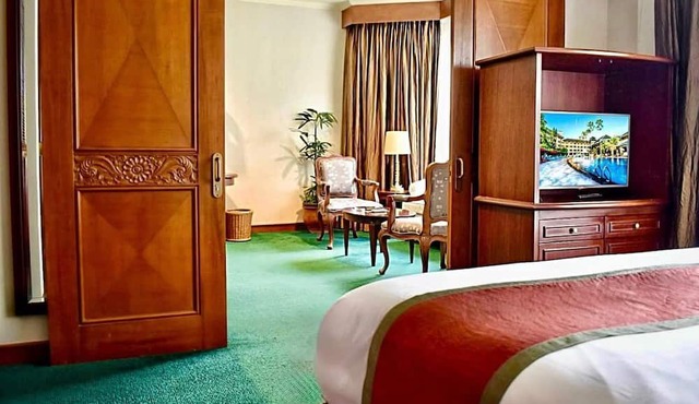 Prime Plaza Hotel - Purwakarta in Cikampek