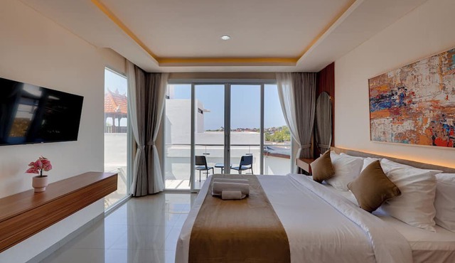 The Queeno Hill Villa - Nusa Dua