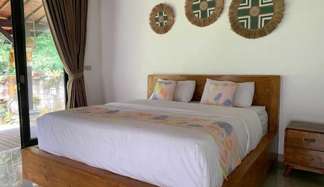 Cozzy OMAH JEGEG Tabanan Bali
