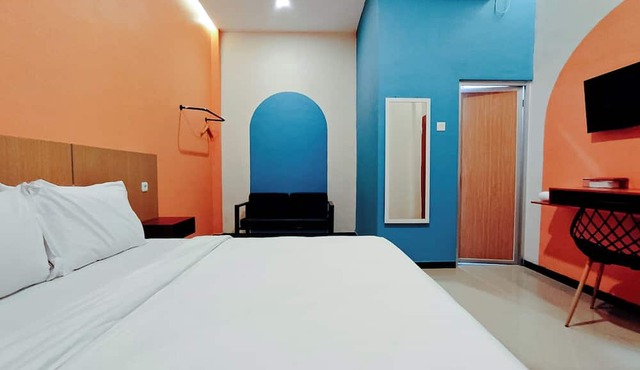 Tripletree Kenaro Hotel in Malang