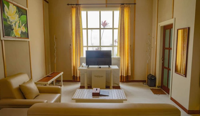 Hotel Gradia 1 in Batu