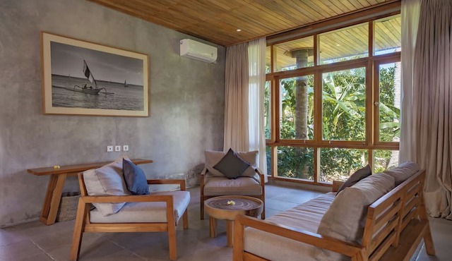 Amrani Diamond Beach Villas & Pool in Penida Island