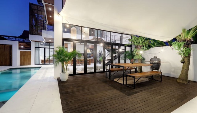Baliwood Residence Villas by BREIG