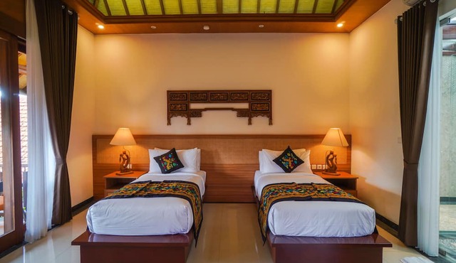 Giri Bhagawan Villas Spa