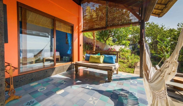 Aquamarine Beach Villas