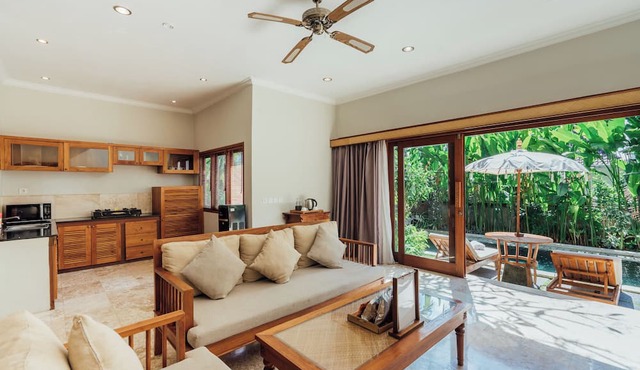 Desa Swan Villas & SPA, Keramas in Gianyar