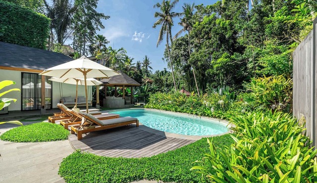 New 3BR Villa Sorento+Top Ubud Location+Huge Pool in Gianyar Regency