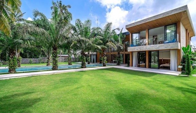 Jungle 9BR Ubud Paradise with spa! in Ubud