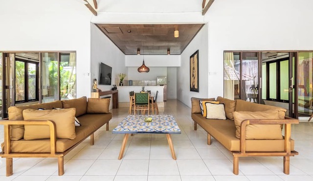 Villa Amaro - 2 Bedrooms in Seminyak