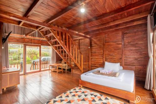 Padangsari Cabin House in Dieng