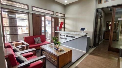 Teras Waruga Syariah by Ezzego in Bandung