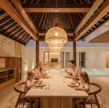 Astavana Suites Batubelig in Seminyak