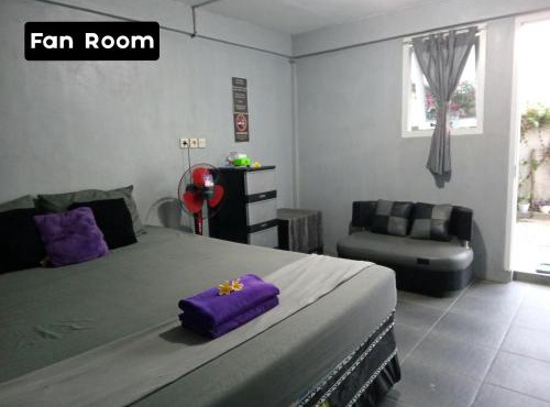 RINA Guest House Pacitan in Tamperan