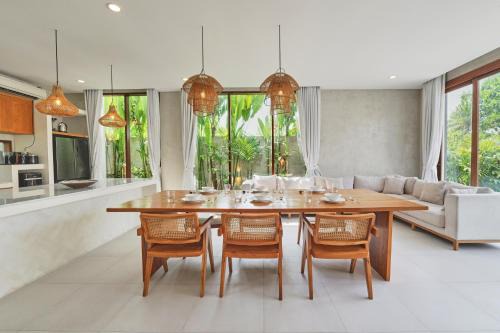 Fujiyama Villa 2BR Villa with Private Pool in Tumbak Bayuh
