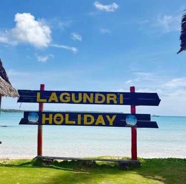 Lagundri holiday in Telukdalam