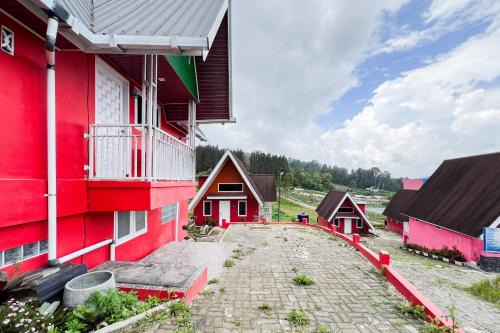 The Lavana Red Villa JELINE 1 Puncak LG in Berastagi